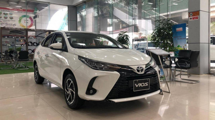 Toyota Vios giảm giá cao nhất 25 triệu đồng tại đại lý