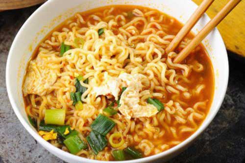 3 thực phẩm ăn khi đói chẳng khác gì 'uống dầu mỡ' vào người: Bảo sao tăng cân vù vù, không gầy nổi