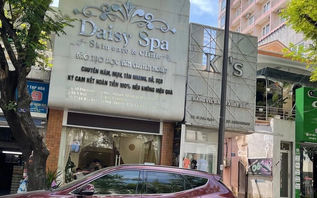 Cơ sở Daisy Spa bị Thanh tra Sở Y tế tỉnh Thừa Thiên Huế xử phạt.