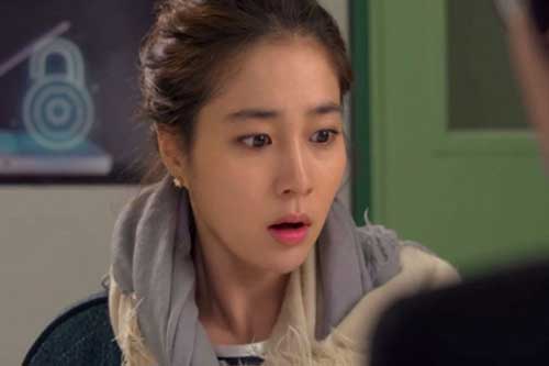 Đến nhà anh ra mắt lần đầu tiên, tôi tái dại mặt mày khi nhìn thấy mẹ anh đứng đó