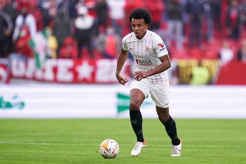 Kounde sắp chuyển tới nhà của Lukaku, 99% gia nhập Chelsea?