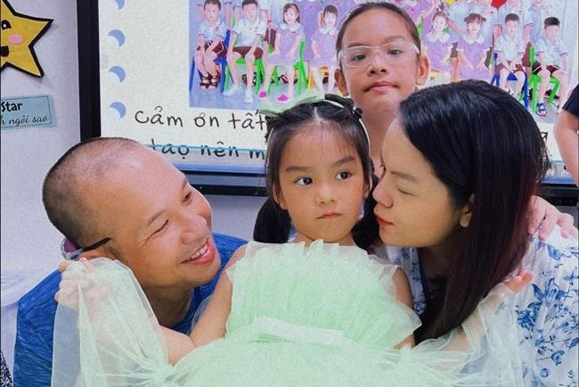 Phạm Quỳnh Anh hội ngộ chồng cũ hậu sinh nở, thái độ của đôi bên nhận nhiều lời khen ngợi