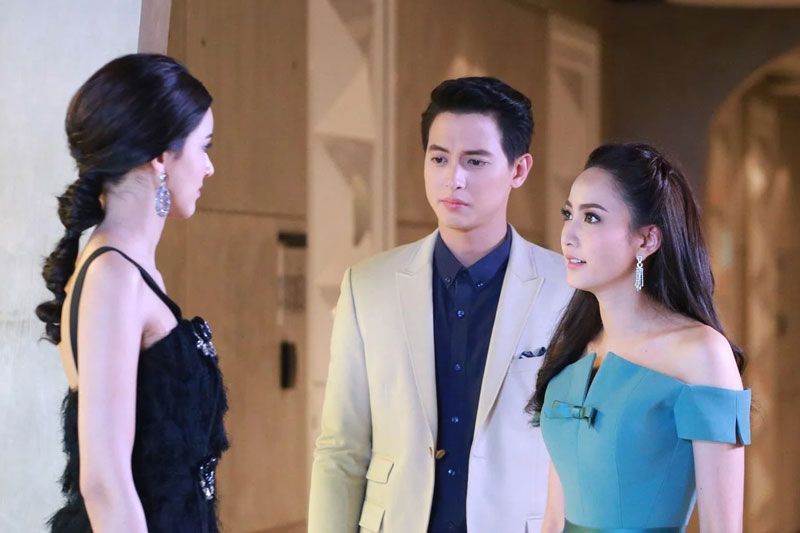 Chồng nghiêm túc của tôi đã ngoại tình như thế nào?