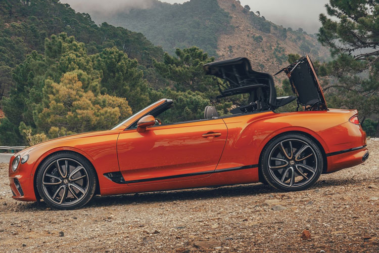 Top 10 xe mui trần đáng sở hữu nhất năm 2022