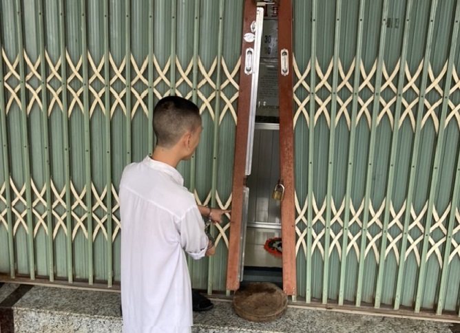 “Kẹt” tiền mua ma túy, nam thanh niên cạy cửa nhà hàng xóm để trộm