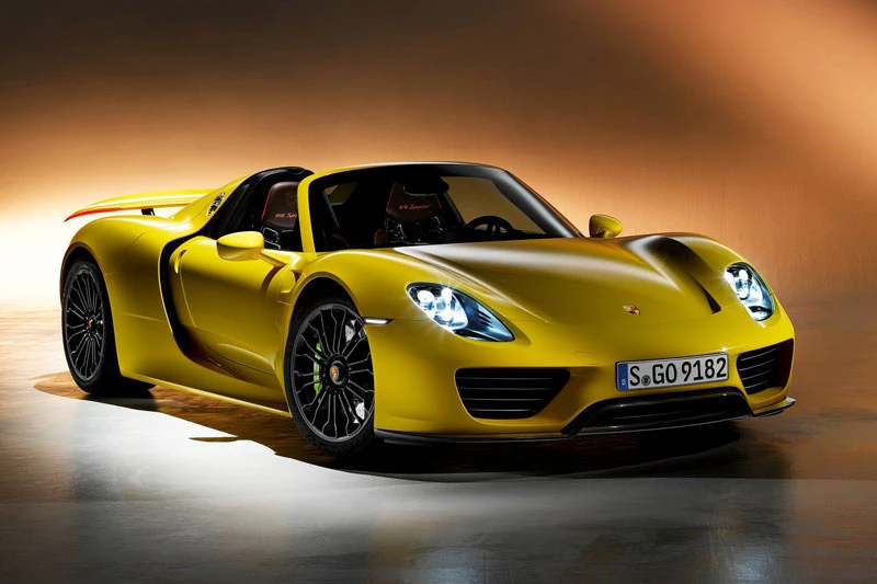 7. Porsche 918 Spyder.