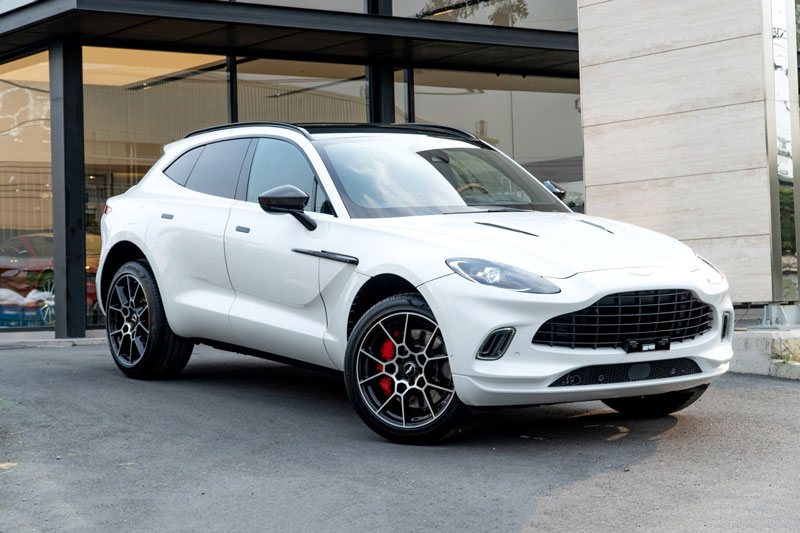 Top 10 xe SUV nhanh nhất thế giới: Aston Martin DBX707 đầu bảng