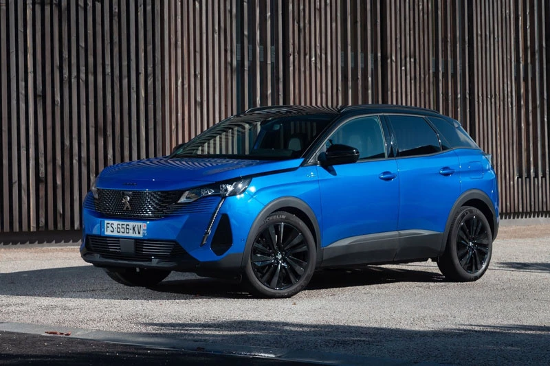 8. Peugeot 3008 (lượng người dùng bình chọn: 93,40%).