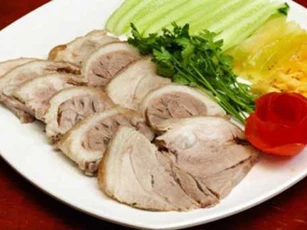 Làm thêm bước này khi luộc thịt, đảm bảo thịt ngon giàu gấp đôi dinh dưỡng, hết sạch chất tăng trọng