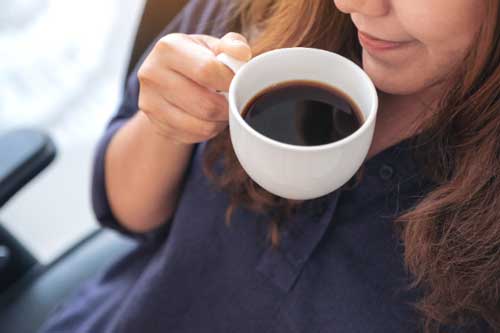 Bật mí cách uống cà phê giảm cân hiệu quả, đánh bay mỡ bụng của nàng công sở