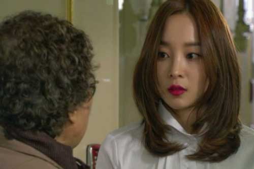 Mỉa mai con dâu "ăn bám", mẹ chồng sốc nặng biết sự thật đằng sau