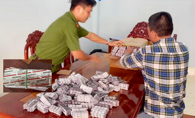 An Giang: 30.000 viên thuốc tân dược nghi nhập lậu bị tạm giữ