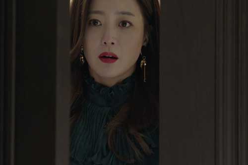 Chủ nhật nào chồng cũng vắng nhà, vợ đi theo thì choáng váng phát hiện bí mật kinh khủng đằng sau đó