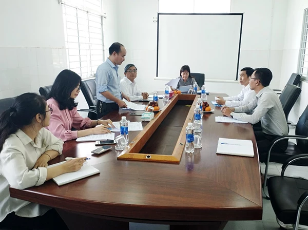 Cuộc họp Hội đồng chứng nhận năm 2022 do TS Vũ Thị Bích Hậu, Phó Giám đốc Sở KH&CN Đà Nẵng chủ trì nhằm xem xét, đánh giá hoạt động chứng nhận Hệ thống quản lý chất lượng tại Trung tâm Kỹ thuật tiêu chuẩn đo lường chất lượng Đà Nẵng