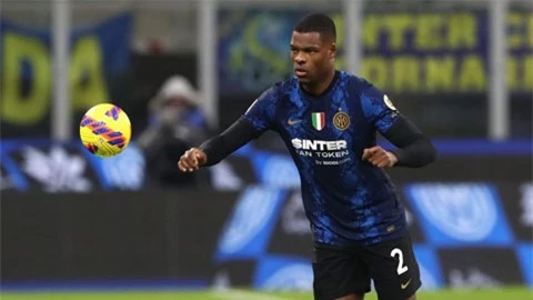 Inter Milan có thể bán Dumfries cho Man United