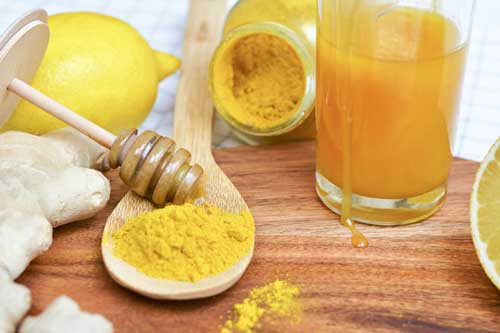 Mỗi sáng uống một cốc tinh bột nghệ ấm vào "khung giờ vàng" giúp đánh tan mỡ bụng, giảm cân hiệu quả