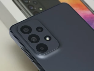 Samsung Galaxy A73 5G giảm giá gần 2 triệu đồng tại Việt Nam