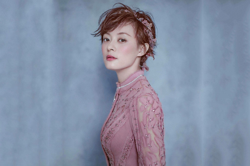 'Chân Hoàn' Tôn Lệ: Từ vũ công nghèo thiếu vắng tình thương đến 'nương nương' vạn người mê, gia đình kiểu mẫu