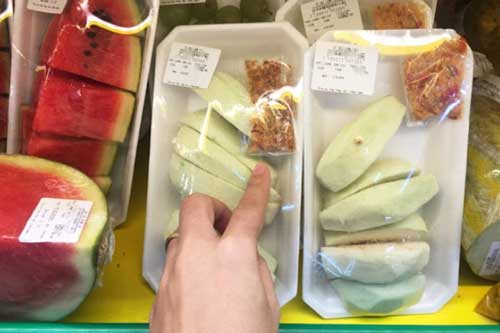 Ai cũng nghĩ vào siêu thị là yên tâm: 6 thực phẩm người khôn không bao giờ mua, cực kì độc hại