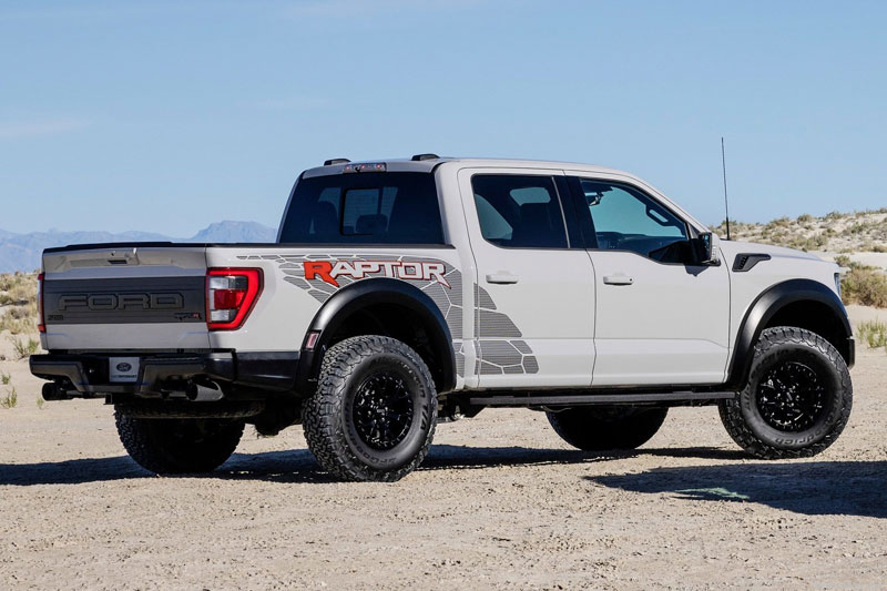 Chi tiết Ford F-150 Raptor R 2023 vừa trình làng: Công suất 700 mã lực