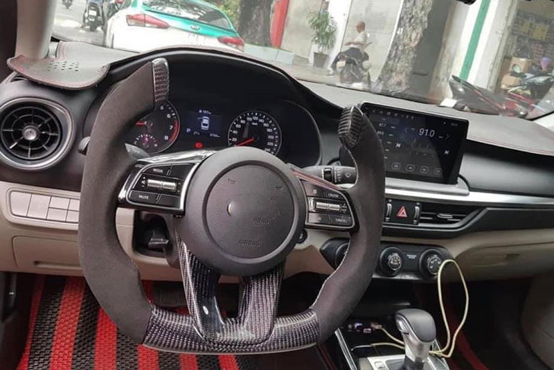 Những nguyên nhân khiến vô lăng ô tô rung lắc