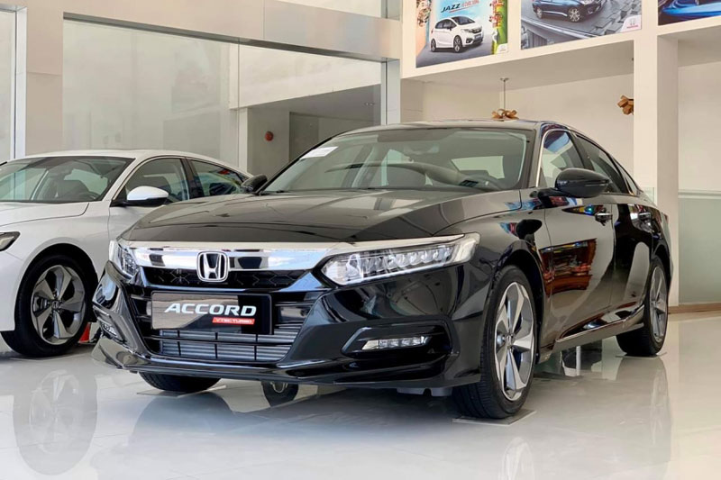 Tồn kho, đại lý “xả hàng” Honda Accord đời cũ với mức giá cực hấp dẫn