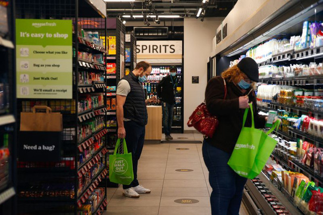 IMF một lần nữa hạ dự báo tăng trưởng toàn cầu