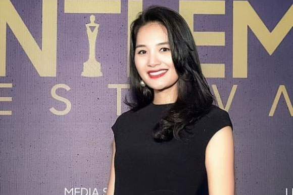 Nhan sắc của Hoa hậu đẹp nhất châu Á sau 13 năm qua ống kính camera thường