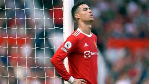 Ronaldo yêu cầu MU chấm dứt hợp đồng để anh ra đi theo dạng miễn phí