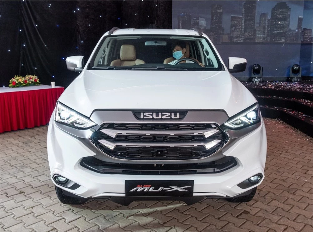 isuzu-mux-2022-1