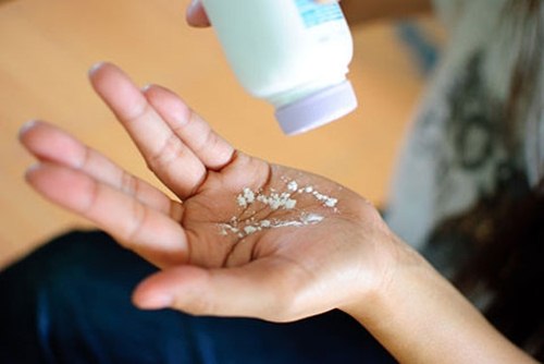 Hạn chế tình trạng da bị bóng dầu trong ngày hè