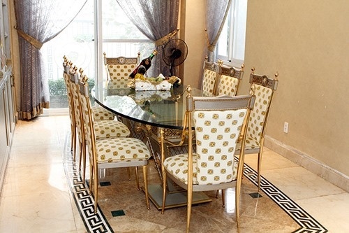 Ngắm biệt thự triệu đô của Mai Thu Huyền - cô Trúc của 'Những ngọn nến trong đêm'