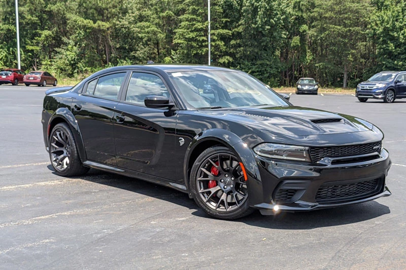 4. Dodge Charger Hellcat Redeye 2022.