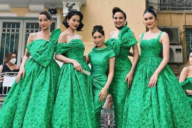 Những lần lọt thỏm giữa đồng nghiệp của sao Việt: Hoà Minzy lầy lội, Lan Ngọc tự tin