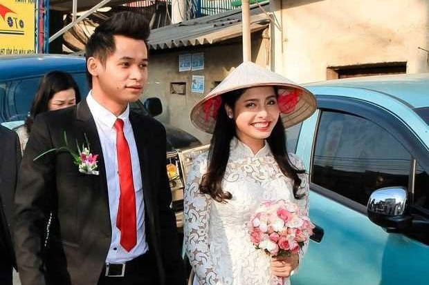 Chuyện tình vợ chồng Độ Mixi: Nàng cầm cưa tán đổ bằng được, chốt về chung nhà sau 3 tháng quen