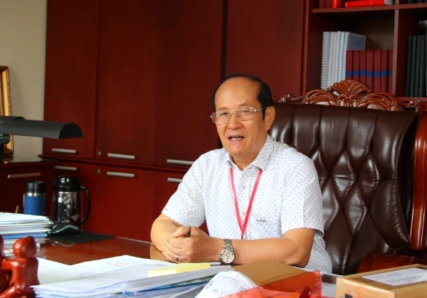 Thầy thuốc ưu tú (TTƯT), Dược sĩ chuyên khoa II Trần Tựu, Chủ tịch HĐQT, TGĐ Công ty Cổ phần Dược phẩm SaVi.