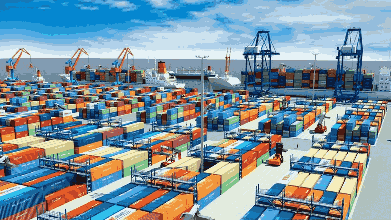 Vietnam reports a 7-month trade surplus of 764 million USD