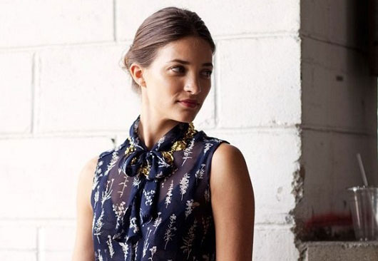 Lỗi mặc đồ công sở mùa hè làm các quý cô chỉ được 'âm điểm thanh lịch'