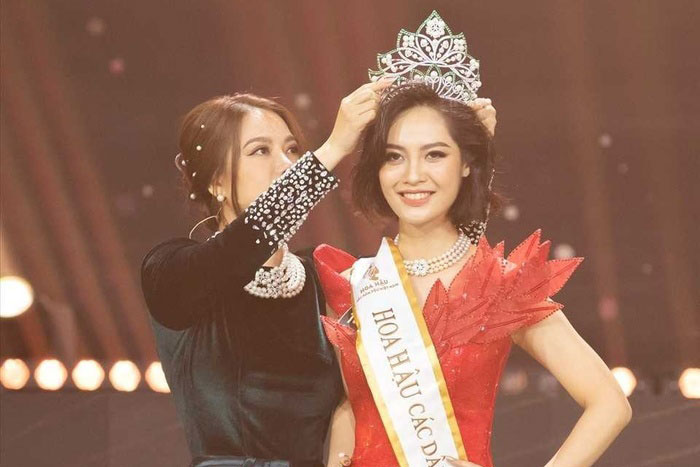 Tân Hoa hậu Các dân tộc Việt Nam ‘ngụp lặn’ trong tin đồn, Hoa hậu Phan Hoàng Thu: Tiên trách kỷ hậu trách nhân!