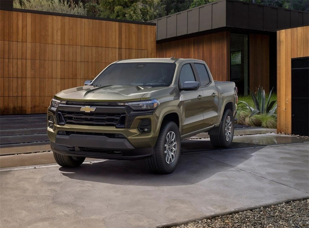 chevrolet-colorado-2023