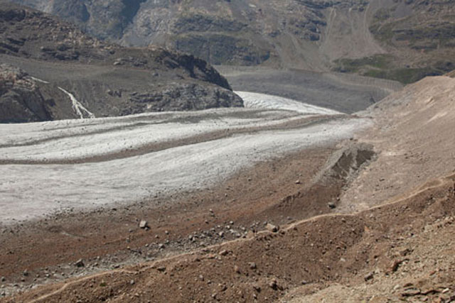 &#x110;&#x1EBF;n s&#xF4;ng b&#x103;ng c&#x169;ng ch&#x1ECB;u thua n&#x1EAF;ng n&#xF3;ng