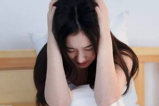 Tôi hoảng loạn khi mẹ chồng tiết lộ lý do chồng bỏ đi trong đêm tân hôn