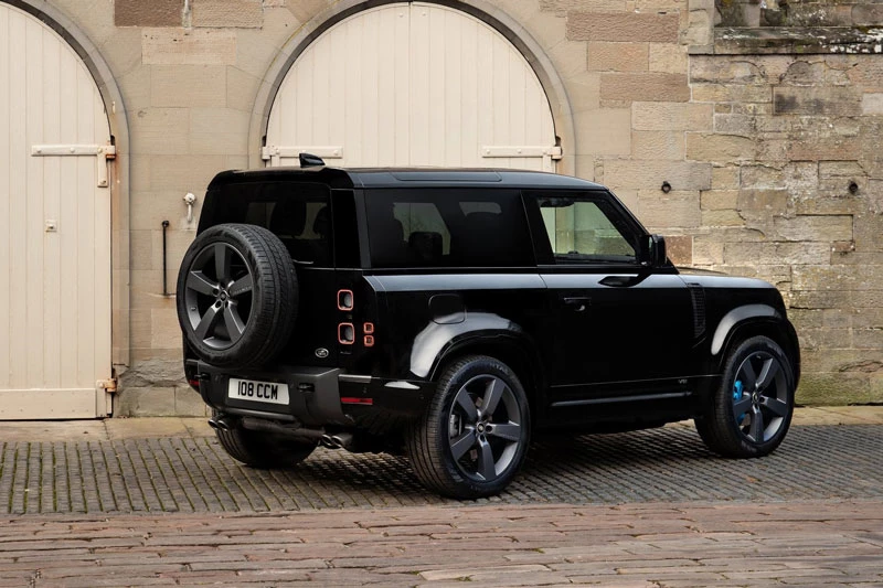 1. Land Rover Defender.