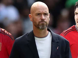 HLV Ten Hag ca ngợi Lisandro Martinez, gây áp lực lên Maguire