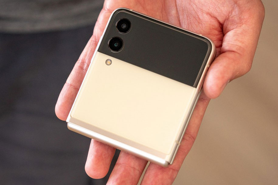 Samsung Galaxy Z Flip3 5G giảm giá 10 triệu đồng tại Việt Nam