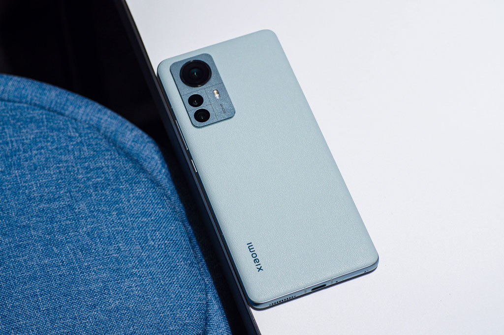 Xiaomi 12 Pro 5G giảm giá 6,1 triệu đồng tại Việt Nam