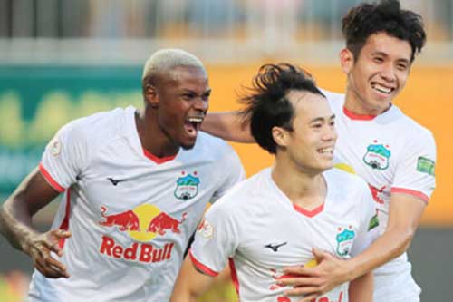 HAGL ẵm trọn các giải thưởng của tháng Bảy