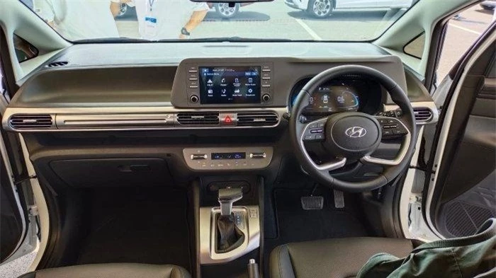 Cận cảnh Hyundai Stargazer 'bằng da bằng thịt' - Đối thủ 'khó nhằn' của Mitsubishi Xpander 165479