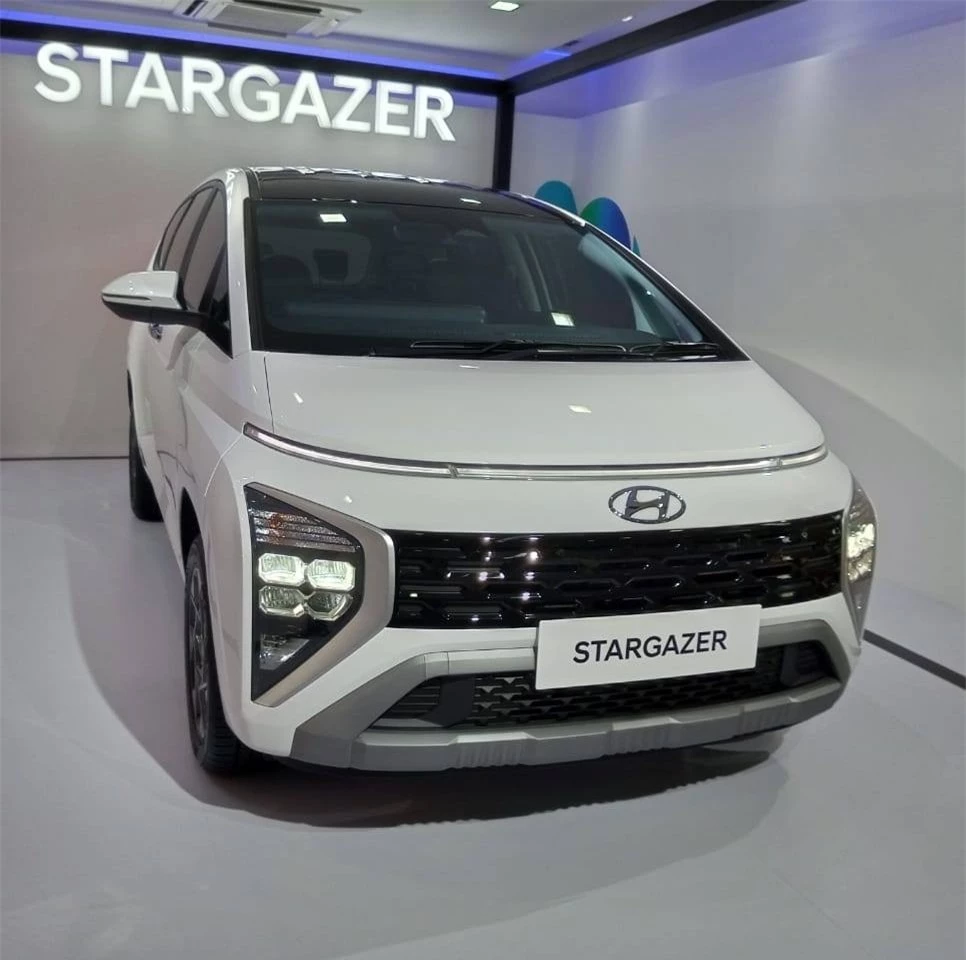 Cận cảnh Hyundai Stargazer 'bằng da bằng thịt' - Đối thủ 'khó nhằn' của Mitsubishi Xpander 165482