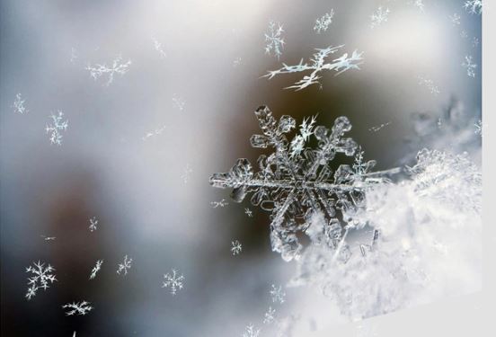 Nước nóng đóng băng nhanh hơn nước lạnh - Bí ẩn vật lý chưa được hóa giải sau nhiều thập kỷ